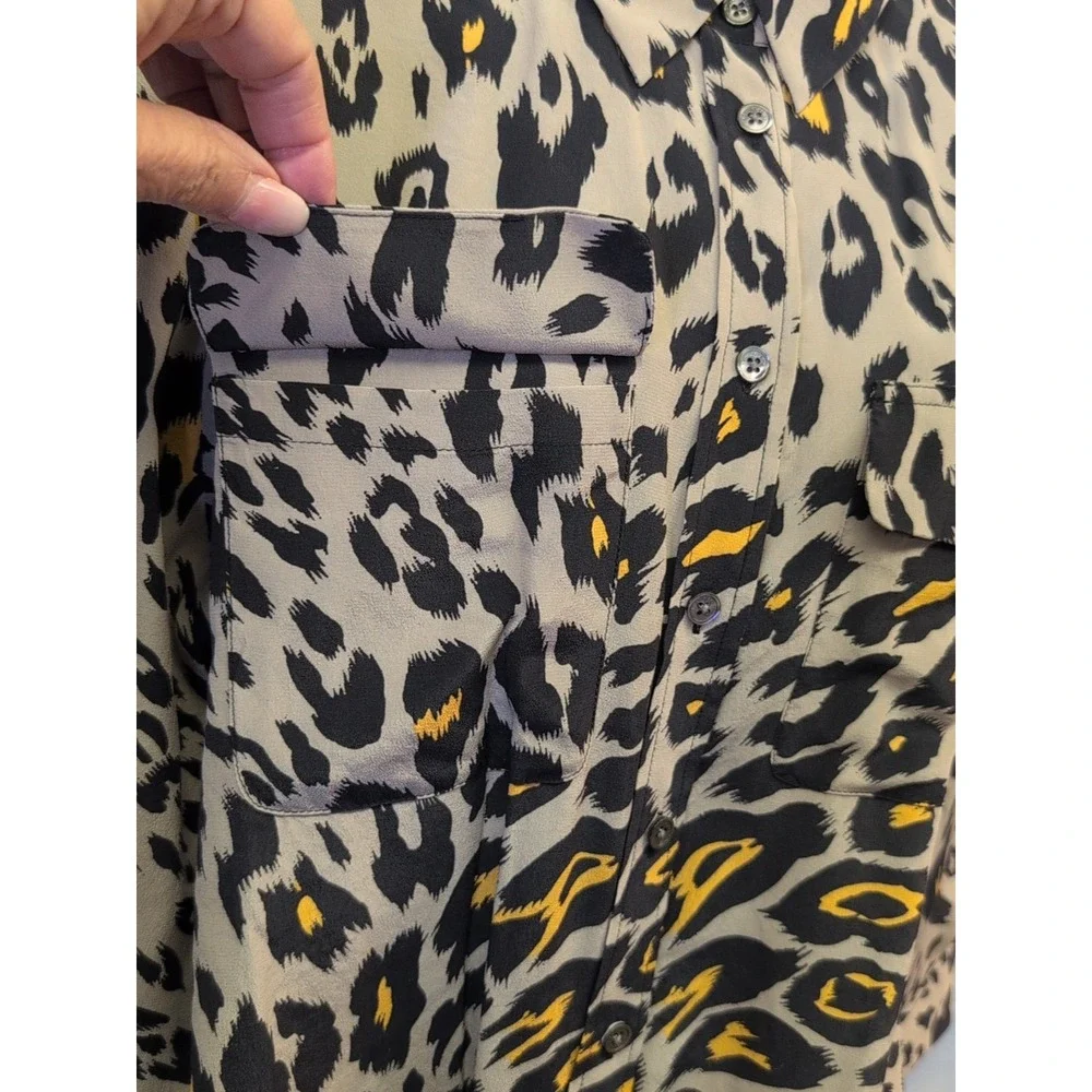 Equipment Femme M Silk Leopard Print Blouse In Fawn